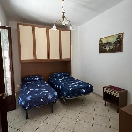 Apartamento Il Vicolo Revello Exterior foto